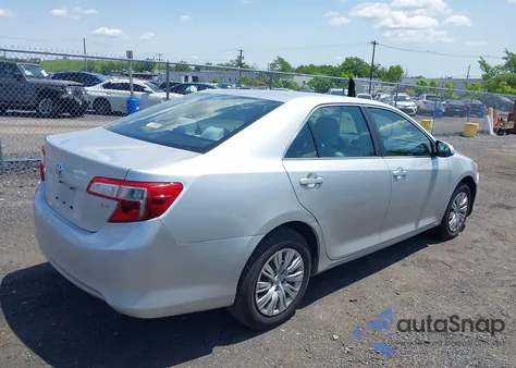 2012 Toyota Camry Le z USA, uszkodzony, nr VIN 4T1BF1FKXCU151409